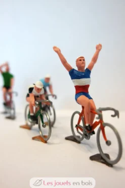 Figurine cycliste D Vainqueur Maillot jaune - Fonderie Roger