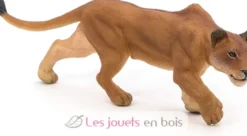 Figurine Lionne chassant - Papo