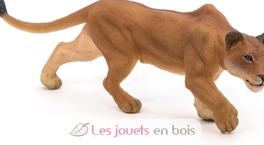 Figurine Lionne chassant - Papo