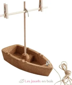 Kit d'assemblage - Bateau en liège - Haba