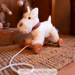 Lola le chien à tirer blanc - Egmont Toys
