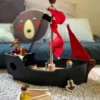 Mon 1er bateau de pirate en bois - Plan Toys