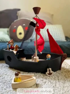 Mon 1er bateau de pirate en bois - Plan Toys
