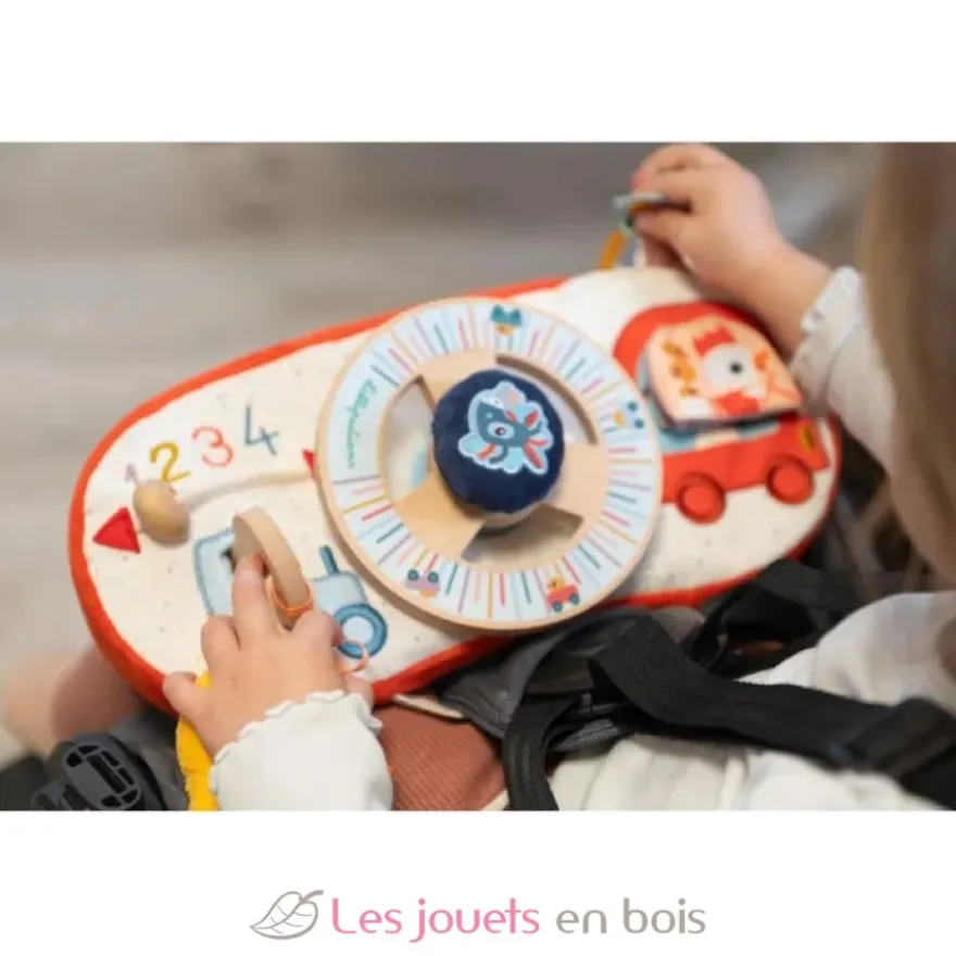 Panneau d'activités En voiture - Bois et tissu - Lilliputiens