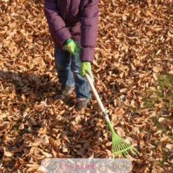 Râteau à feuilles pour enfant vert - Esschert Design