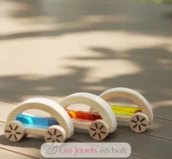 Voiture avec eau colorée bleue - Plan Toys