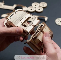 Voiture Coupé Sport - Puzzle 3D mécanique en bois - Ugears