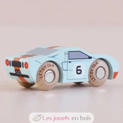 Voiture en bois Fred No 26 bleu clair - Le Toy Van